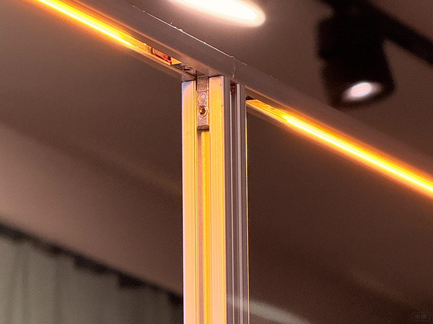 廣告制作公司這種的就算是LED最便宜的了